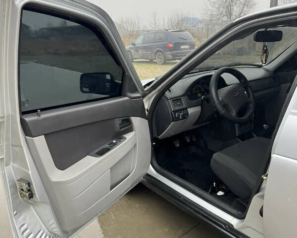 Сірий ВАЗ 2170 Priora, об'ємом двигуна 1.6 л та пробігом 46 тис. км за 3600 $, фото 12 на Automoto.ua