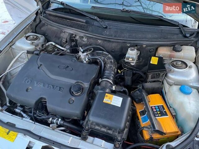 Серый ВАЗ 2170 Priora, объемом двигателя 1.6 л и пробегом 299 тыс. км за 3000 $, фото 35 на Automoto.ua