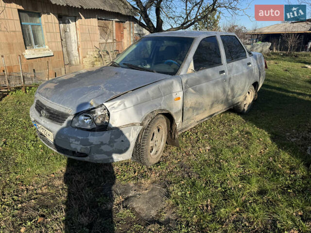 Серый ВАЗ 2170 Priora, объемом двигателя 1.6 л и пробегом 230 тыс. км за 1100 $, фото 2 на Automoto.ua