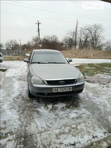 Серый ВАЗ 2170 Priora, объемом двигателя 1.6 л и пробегом 250 тыс. км за 3000 $, фото 6 на Automoto.ua