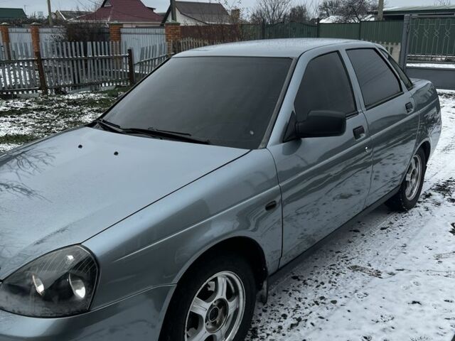 Сірий ВАЗ 2170 Priora, об'ємом двигуна 1.6 л та пробігом 230 тис. км за 3000 $, фото 1 на Automoto.ua