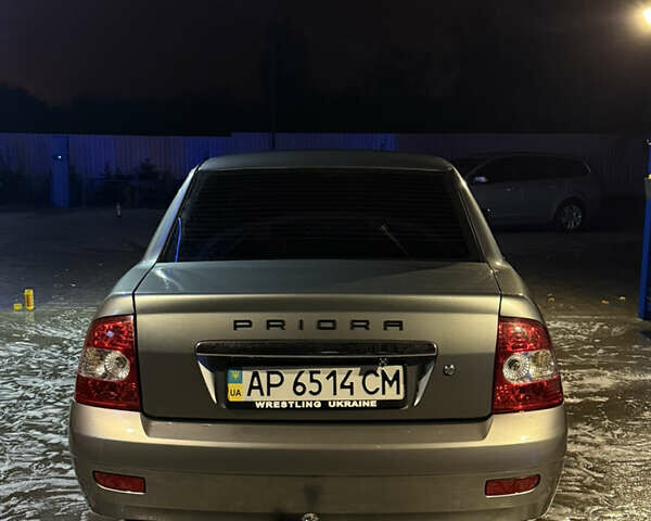 Серый ВАЗ 2170 Priora, объемом двигателя 1.6 л и пробегом 175 тыс. км за 3200 $, фото 1 на Automoto.ua