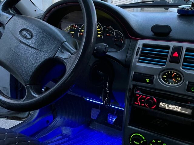 Серый ВАЗ 2170 Priora, объемом двигателя 1.6 л и пробегом 210 тыс. км за 3000 $, фото 11 на Automoto.ua