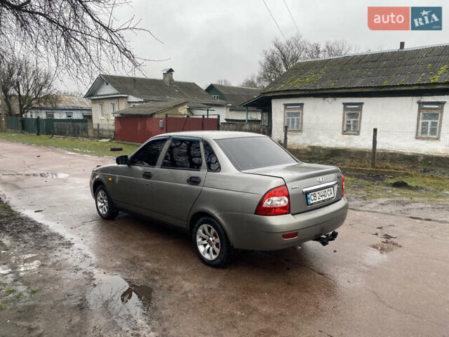 Серый ВАЗ 2170 Priora, объемом двигателя 1.6 л и пробегом 240 тыс. км за 2300 $, фото 2 на Automoto.ua
