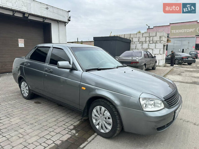 Серый ВАЗ 2170 Priora, объемом двигателя 1.6 л и пробегом 163 тыс. км за 2700 $, фото 22 на Automoto.ua