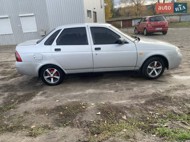 Сірий ВАЗ 2170 Priora, об'ємом двигуна 1.6 л та пробігом 309 тис. км за 2500 $, фото 3 на Automoto.ua