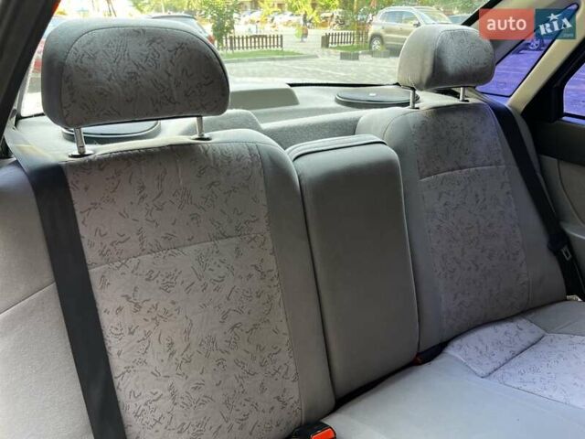 Серый ВАЗ 2170 Priora, объемом двигателя 1.6 л и пробегом 212 тыс. км за 3699 $, фото 32 на Automoto.ua