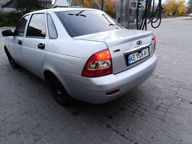 ВАЗ 2170 Priora 2008 у Синельниковом на Automoto.ua Сірий ВАЗ 2170 Priora, об'ємом двигуна 1.6 л та пробігом 215 тис. км за 2400 $, фото 5 на Automoto.ua