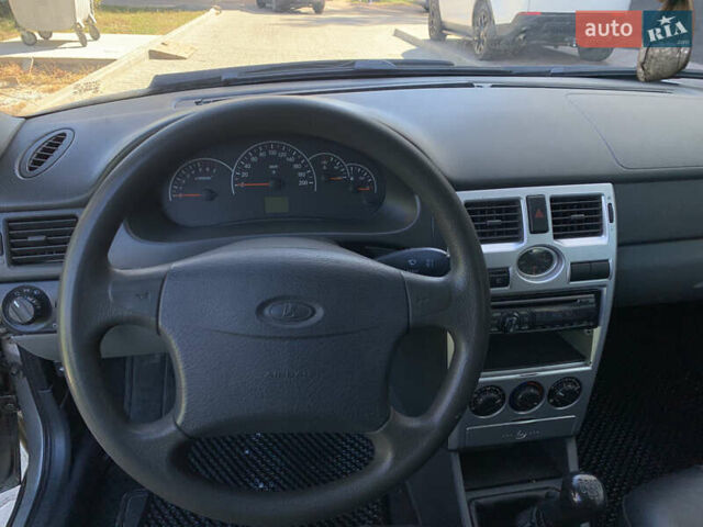 Сірий ВАЗ 2170 Priora, об'ємом двигуна 1.6 л та пробігом 190 тис. км за 1699 $, фото 14 на Automoto.ua