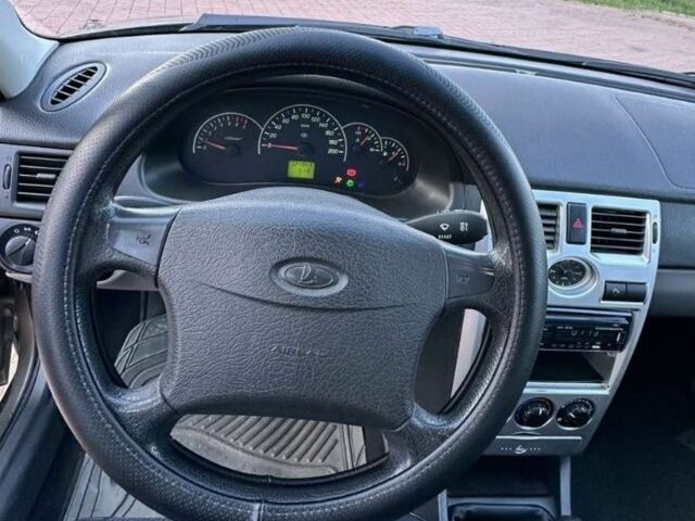 Серый ВАЗ 2170 Priora, объемом двигателя 1.6 л и пробегом 125 тыс. км за 2700 $, фото 4 на Automoto.ua