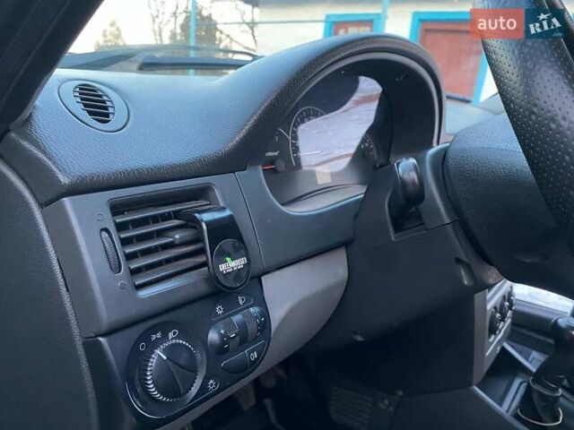 Серый ВАЗ 2170 Priora, объемом двигателя 1.6 л и пробегом 299 тыс. км за 3000 $, фото 33 на Automoto.ua