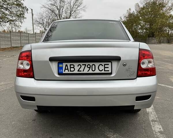 Серый ВАЗ 2170 Priora, объемом двигателя 1.6 л и пробегом 141 тыс. км за 3500 $, фото 3 на Automoto.ua