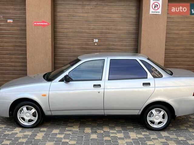 Серый ВАЗ 2170 Priora, объемом двигателя 1.6 л и пробегом 212 тыс. км за 3699 $, фото 18 на Automoto.ua