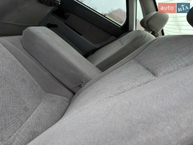 Сірий ВАЗ 2170 Priora, об'ємом двигуна 0 л та пробігом 229 тис. км за 2590 $, фото 23 на Automoto.ua