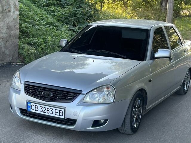 Серый ВАЗ 2170 Priora, объемом двигателя 1.6 л и пробегом 215 тыс. км за 3600 $, фото 1 на Automoto.ua