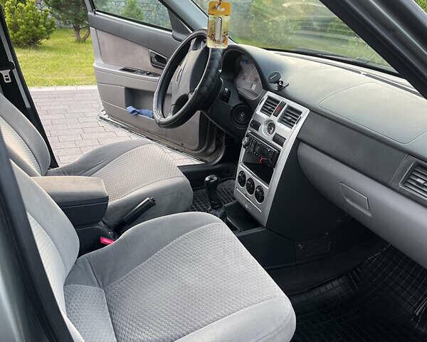 Сірий ВАЗ 2170 Priora, об'ємом двигуна 1.6 л та пробігом 210 тис. км за 2400 $, фото 21 на Automoto.ua