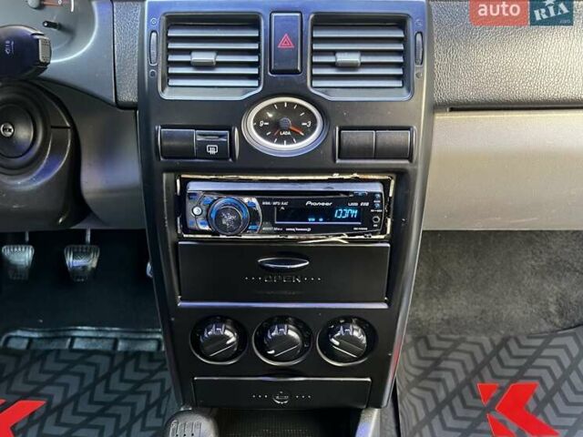 Серый ВАЗ 2170 Priora, объемом двигателя 1.6 л и пробегом 212 тыс. км за 3699 $, фото 37 на Automoto.ua