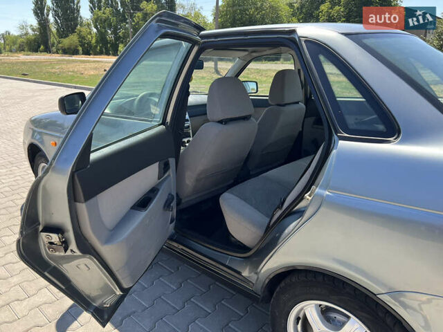 Серый ВАЗ 2170 Priora, объемом двигателя 1.6 л и пробегом 165 тыс. км за 2600 $, фото 10 на Automoto.ua