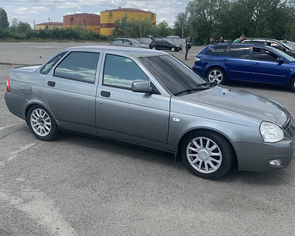 Сірий ВАЗ 2170 Priora, об'ємом двигуна 1.6 л та пробігом 120 тис. км за 2500 $, фото 2 на Automoto.ua