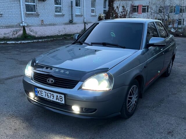 Серый ВАЗ 2170 Priora, объемом двигателя 1.6 л и пробегом 210 тыс. км за 3000 $, фото 9 на Automoto.ua