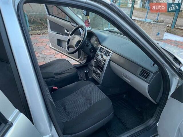 Серый ВАЗ 2170 Priora, объемом двигателя 1.6 л и пробегом 299 тыс. км за 3000 $, фото 27 на Automoto.ua