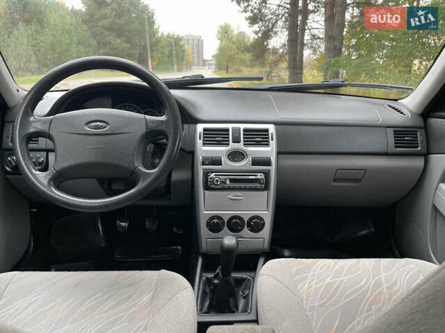 Серый ВАЗ 2170 Priora, объемом двигателя 1.6 л и пробегом 46 тыс. км за 3399 $, фото 94 на Automoto.ua