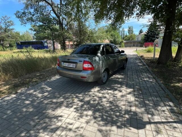 Серый ВАЗ 2170 Priora, объемом двигателя 1.6 л и пробегом 148 тыс. км за 1750 $, фото 3 на Automoto.ua