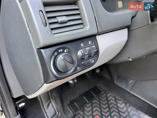 Серый ВАЗ 2170 Priora, объемом двигателя 1.6 л и пробегом 212 тыс. км за 3699 $, фото 23 на Automoto.ua