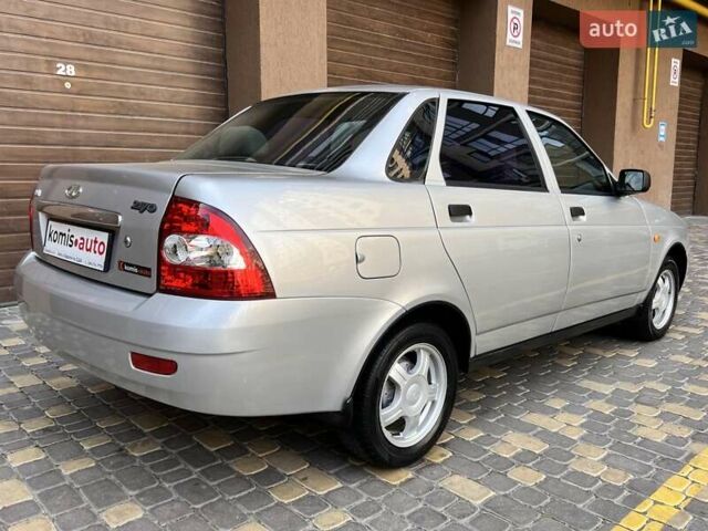 Серый ВАЗ 2170 Priora, объемом двигателя 1.6 л и пробегом 212 тыс. км за 3699 $, фото 14 на Automoto.ua