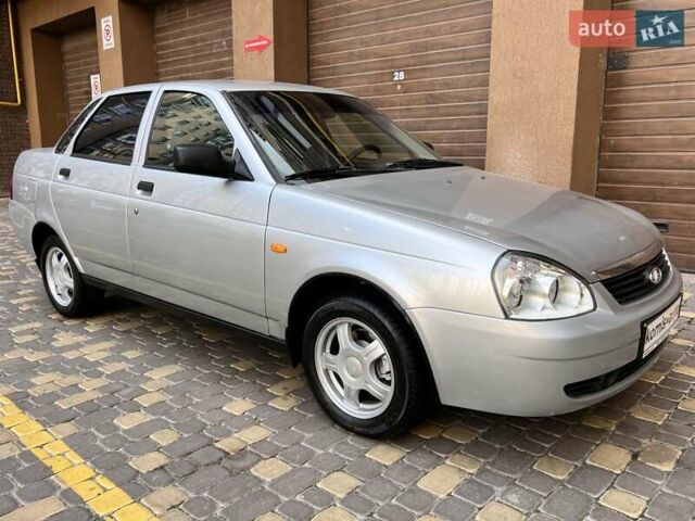 Серый ВАЗ 2170 Priora, объемом двигателя 1.6 л и пробегом 212 тыс. км за 3699 $, фото 12 на Automoto.ua