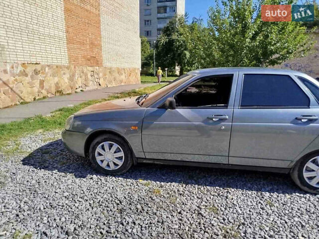 Серый ВАЗ 2170 Priora, объемом двигателя 1.6 л и пробегом 205 тыс. км за 1100 $, фото 9 на Automoto.ua
