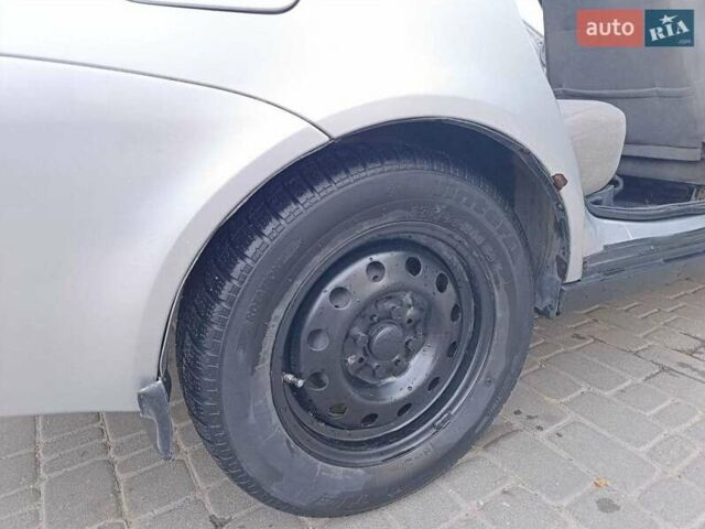 Сірий ВАЗ 2170 Priora, об'ємом двигуна 1.6 л та пробігом 215 тис. км за 2400 $, фото 7 на Automoto.ua