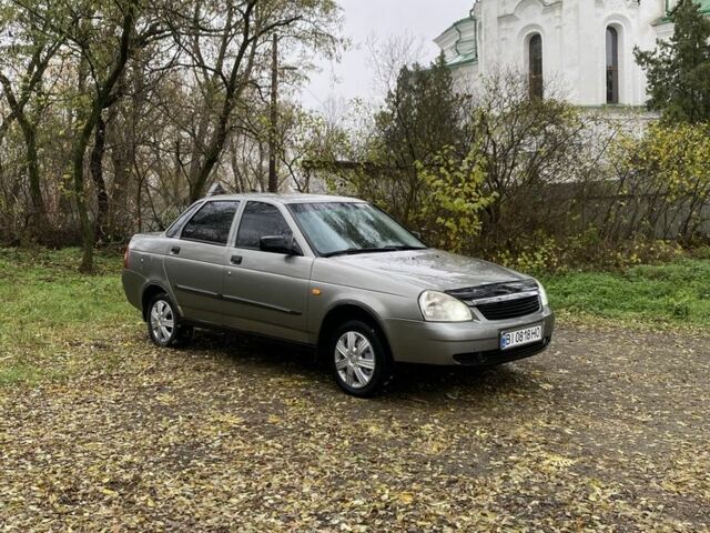 Серый ВАЗ 2170 Priora, объемом двигателя 1.6 л и пробегом 200 тыс. км за 2100 $, фото 1 на Automoto.ua