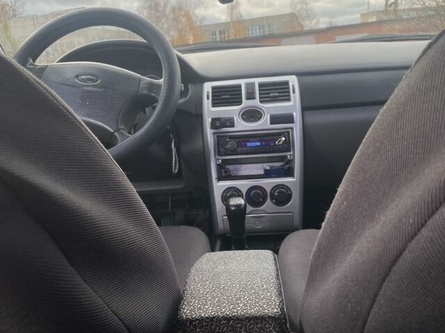 ВАЗ 2170 Priora 2008 у Тростянець на Automoto.ua Сірий ВАЗ 2170 Priora, об'ємом двигуна 1.6 л та пробігом 309 тис. км за 2500 $, фото 2 на Automoto.ua