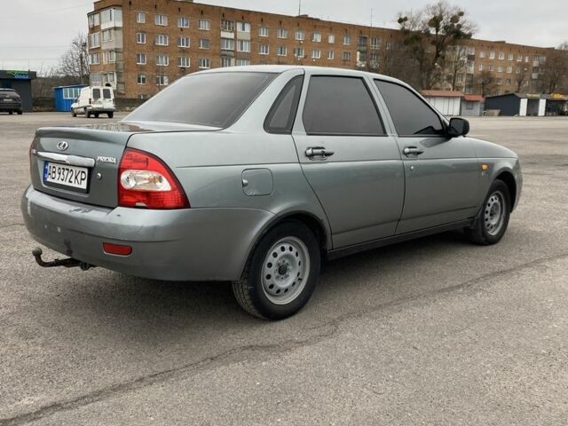 Серый ВАЗ 2170 Priora, объемом двигателя 1.6 л и пробегом 205 тыс. км за 1800 $, фото 3 на Automoto.ua