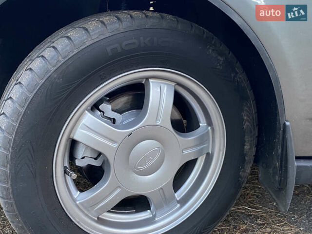 Серый ВАЗ 2170 Priora, объемом двигателя 1.6 л и пробегом 155 тыс. км за 3750 $, фото 11 на Automoto.ua