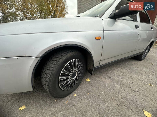 Серый ВАЗ 2170 Priora, объемом двигателя 1.6 л и пробегом 255 тыс. км за 2500 $, фото 5 на Automoto.ua