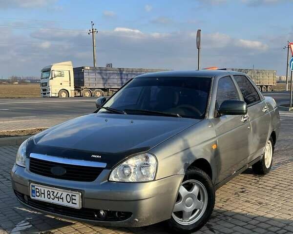 Серый ВАЗ 2170 Priora, объемом двигателя 1.6 л и пробегом 312 тыс. км за 1700 $, фото 2 на Automoto.ua