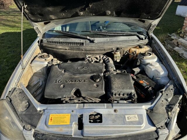 Серый ВАЗ 2170 Priora, объемом двигателя 1.6 л и пробегом 260 тыс. км за 1150 $, фото 6 на Automoto.ua