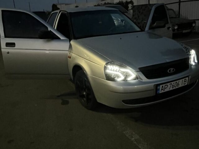 Серый ВАЗ 2170 Priora, объемом двигателя 1.6 л и пробегом 130 тыс. км за 2800 $, фото 5 на Automoto.ua