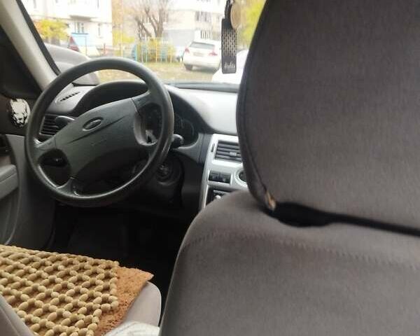 Серый ВАЗ 2170 Priora, объемом двигателя 1.6 л и пробегом 131 тыс. км за 3000 $, фото 7 на Automoto.ua