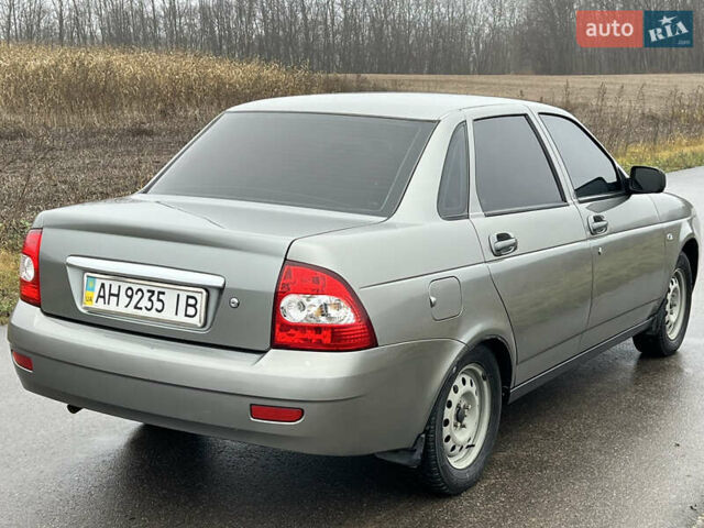 Сірий ВАЗ 2170 Priora, об'ємом двигуна 1.6 л та пробігом 90 тис. км за 2800 $, фото 4 на Automoto.ua