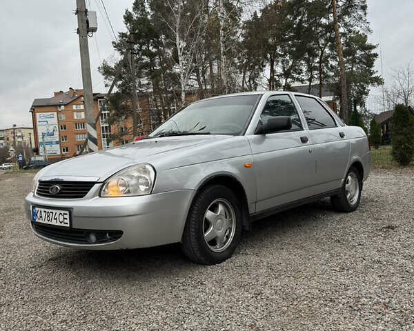 Серый ВАЗ 2170 Priora, объемом двигателя 1.6 л и пробегом 170 тыс. км за 2500 $, фото 2 на Automoto.ua