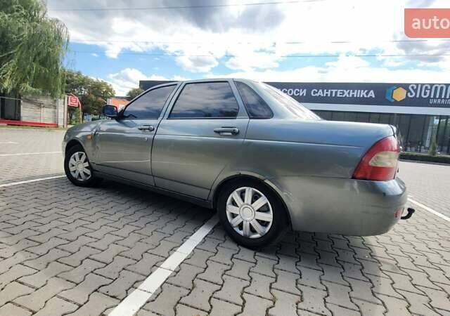 Серый ВАЗ 2170 Priora, объемом двигателя 1.6 л и пробегом 201 тыс. км за 2000 $, фото 46 на Automoto.ua