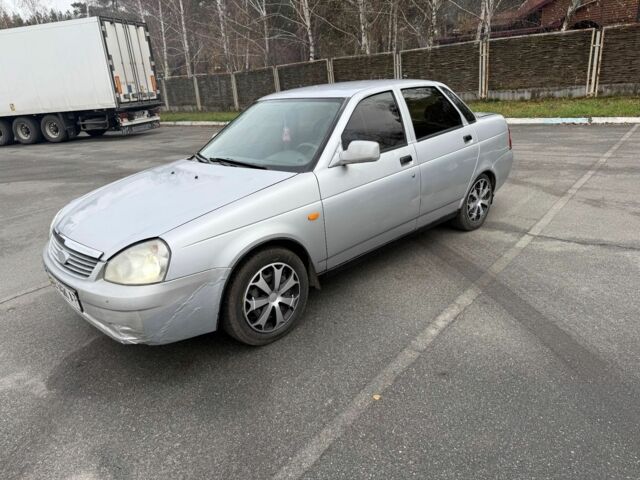 Серый ВАЗ 2170 Priora, объемом двигателя 1.6 л и пробегом 250 тыс. км за 1300 $, фото 5 на Automoto.ua