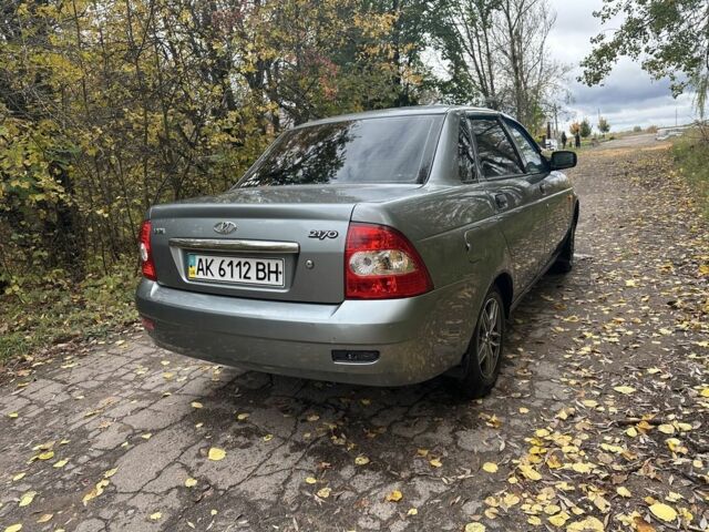 Серый ВАЗ 2170 Priora, объемом двигателя 1.6 л и пробегом 161 тыс. км за 2100 $, фото 5 на Automoto.ua