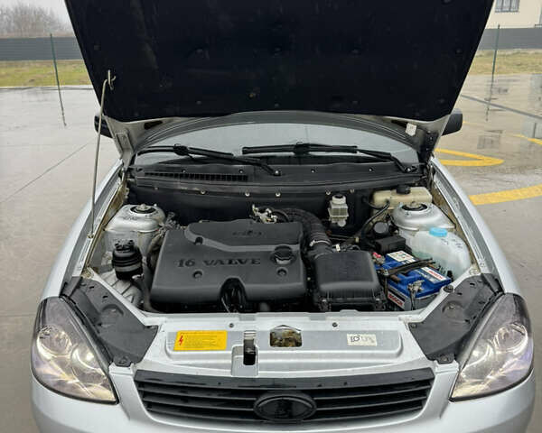 Сірий ВАЗ 2170 Priora, об'ємом двигуна 1.6 л та пробігом 46 тис. км за 3600 $, фото 27 на Automoto.ua