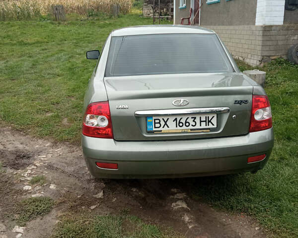 Серый ВАЗ 2170 Priora, объемом двигателя 1.6 л и пробегом 320 тыс. км за 1700 $, фото 3 на Automoto.ua