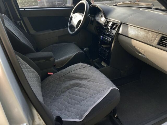 Сірий ВАЗ 2170 Priora, об'ємом двигуна 1.6 л та пробігом 245 тис. км за 3000 $, фото 13 на Automoto.ua