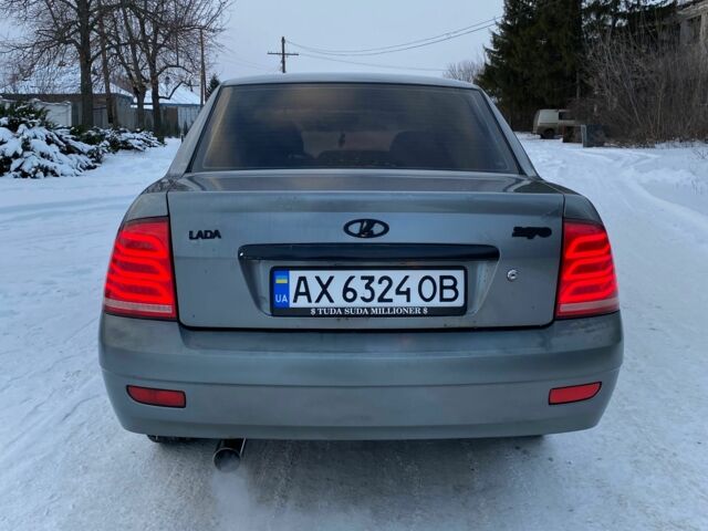 Серый ВАЗ 2170 Priora, объемом двигателя 1.6 л и пробегом 300 тыс. км за 2150 $, фото 5 на Automoto.ua